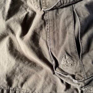 Nike ACG CARGO Shorts VTG All condition gear 36 W